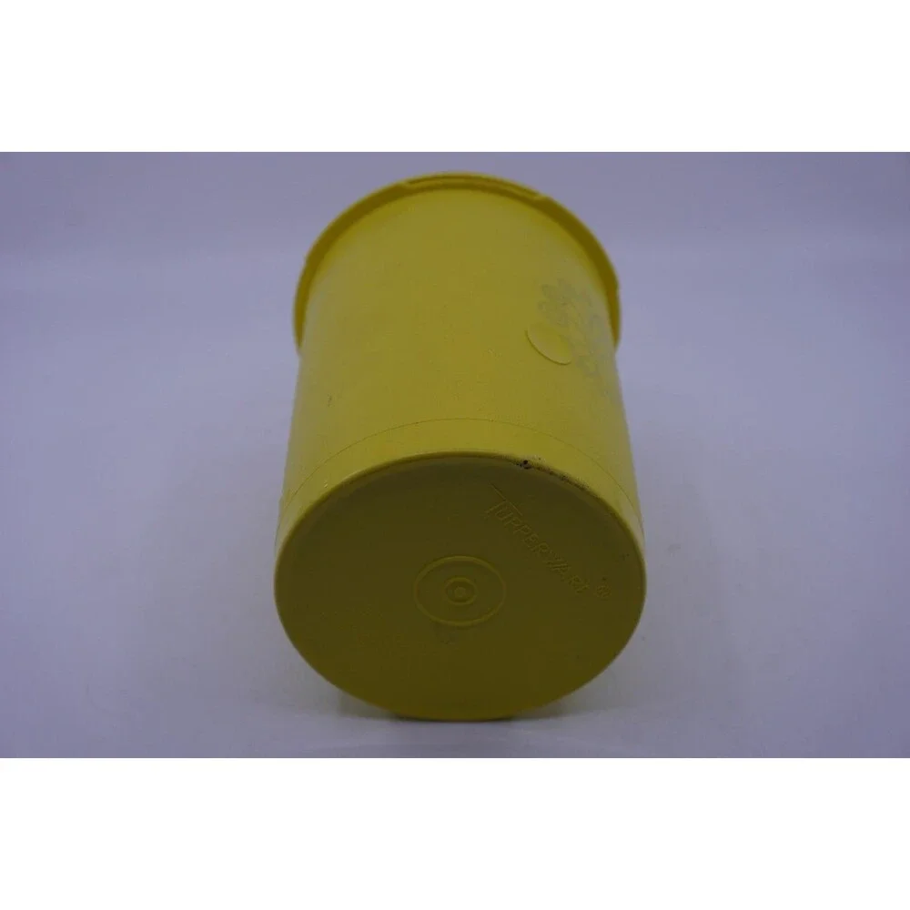 Vintage Small #811-13 Yellow Tupperware Canister 8 in. Daffodil